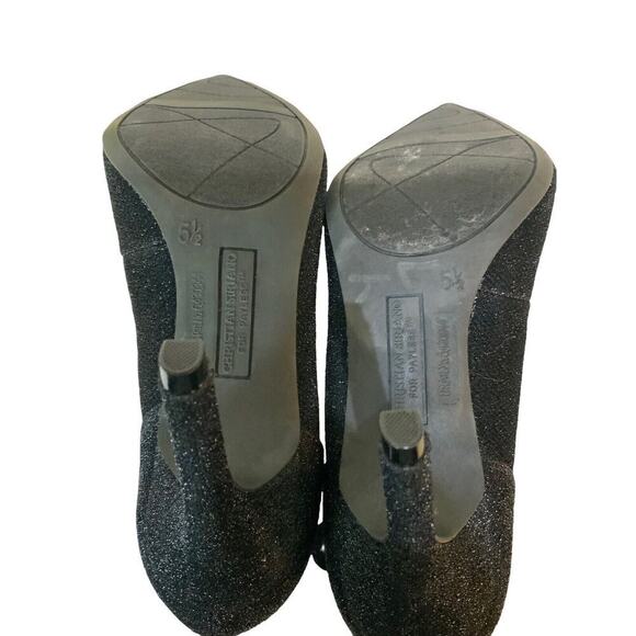 Christian Siriano Shoe Women 5.5 Pointed Toe Slip On Black Pump Ankle Strap Heel - Picture 6 of 7